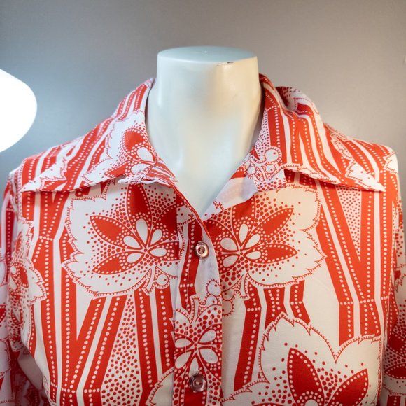 Vintage 70s Pykettes Size Small Shirt Red White Floral Button Up Disco Top - Picture 6 of 10